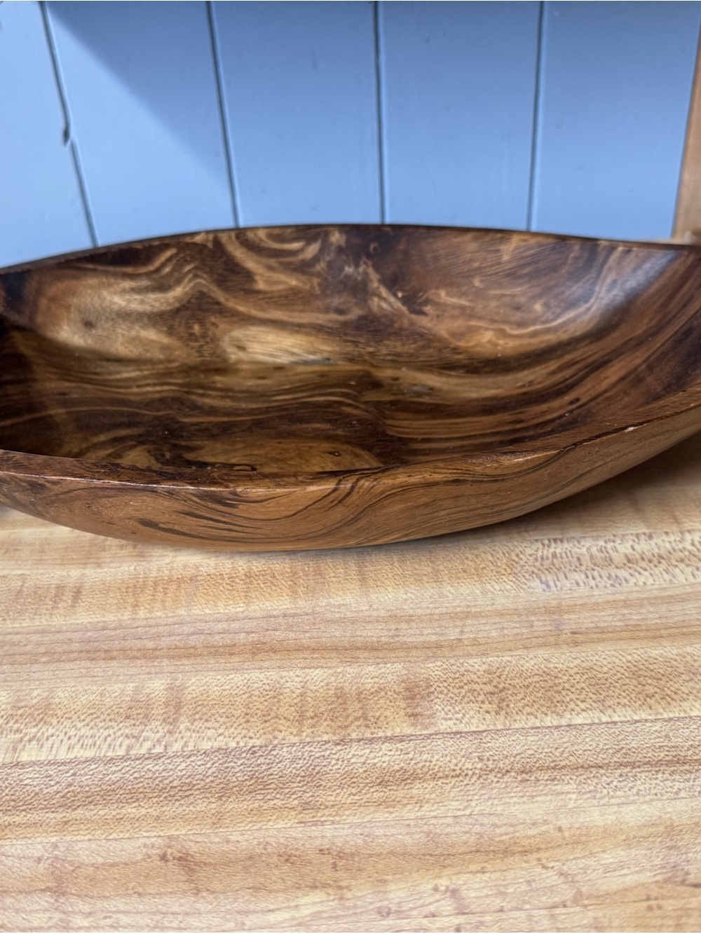 Hand-Carved Wooden Serving Bowl - Rich Brown Swirl